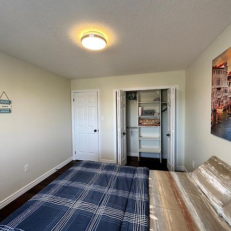 Comfortable Modern Room Near Ykf Airport III Kitchener Zewnętrze zdjęcie